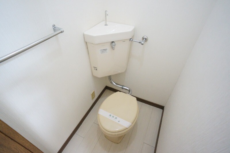 物件内観写真12　(別号室)