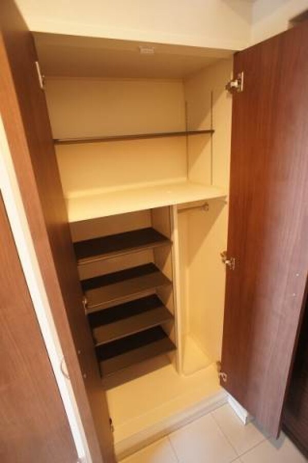 その他設備(シューズボックスも広々)