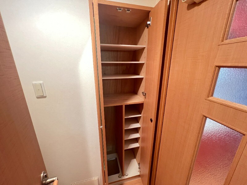 物件内観写真13　(別号室)