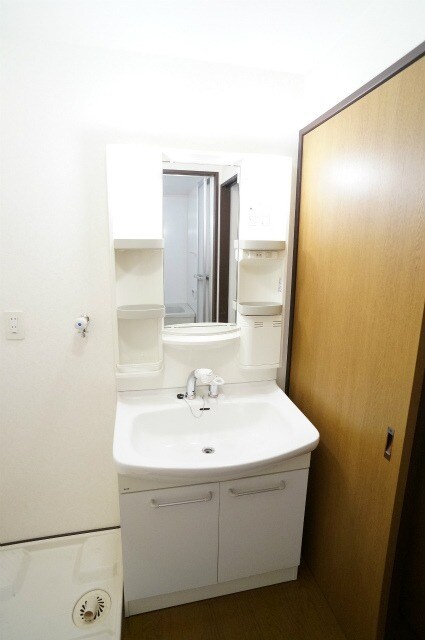 物件内観写真17　(別号室)