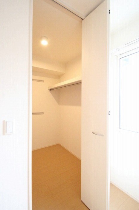 物件内観写真8　(別号室)