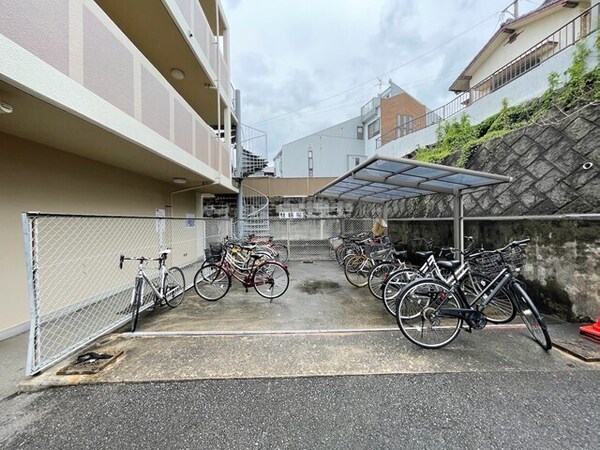 駐車場(駐車場)