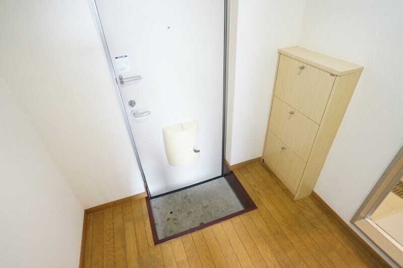 物件内観写真2　(別号室)