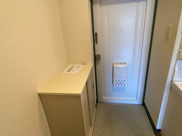 玄関(同仕様)