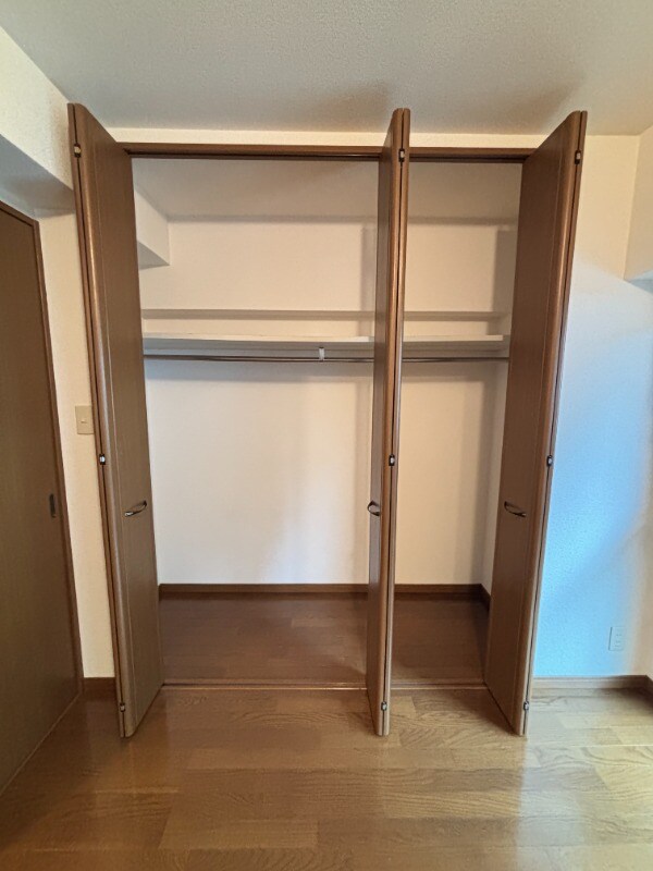 物件内観写真10　(別号室)