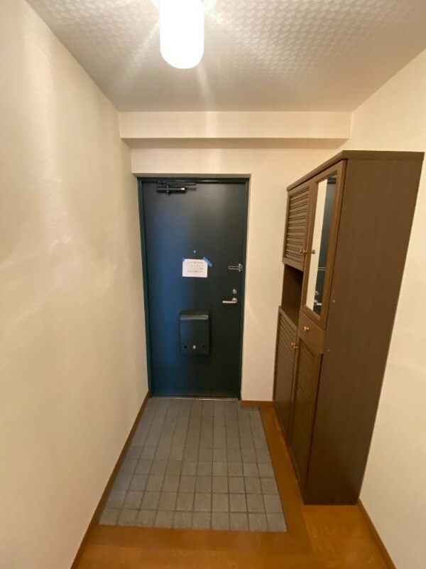 物件内観写真2　(別号室)