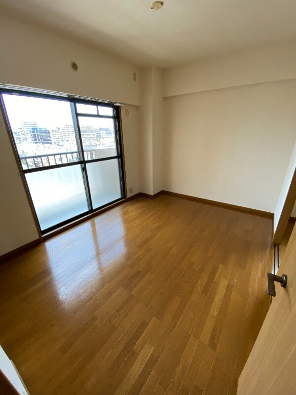 物件内観写真5　(別号室)