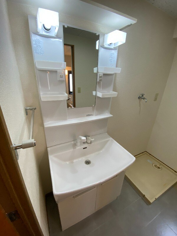 物件内観写真9　(別号室)