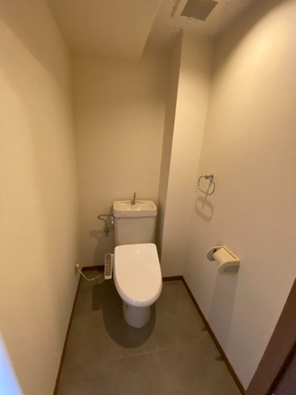 物件内観写真10　(別号室)