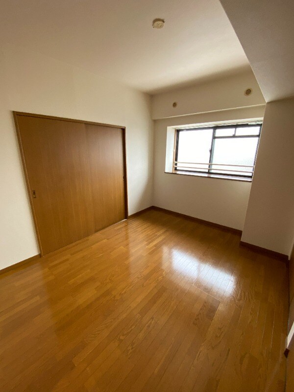 物件内観写真12　(別号室)