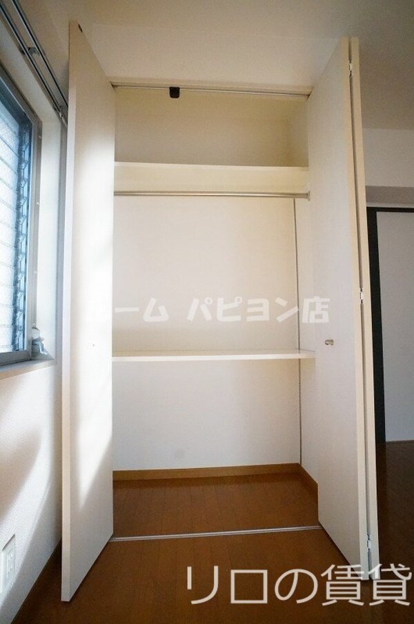 収納(別号室)