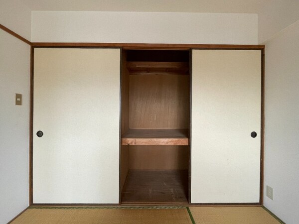 収納(別号室)