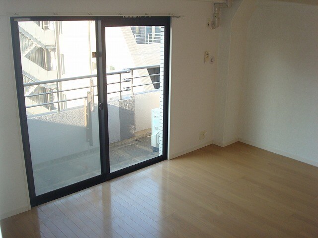 物件内観写真10　(別号室イメージ)