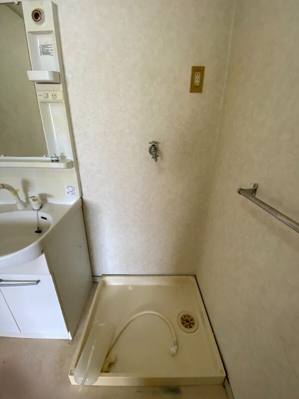 物件内観写真11　(別号室)