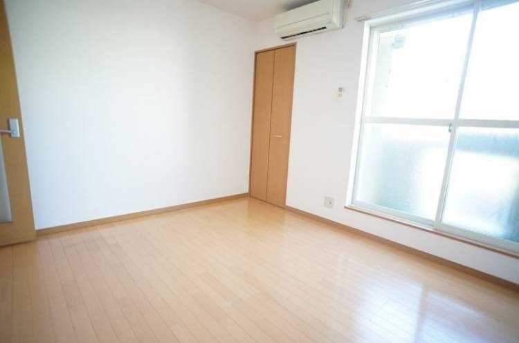 物件内観写真4　(同型タイプ)