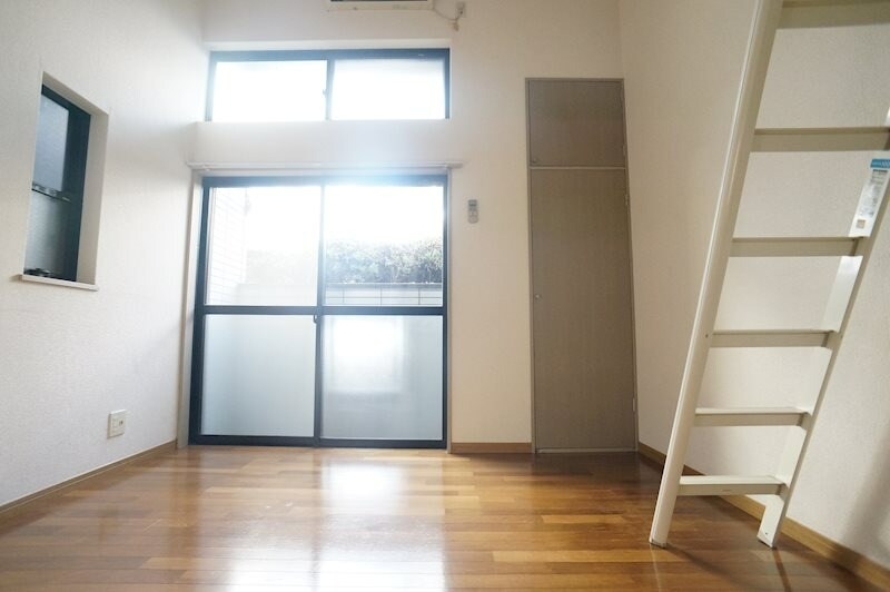 物件内観写真3　(同型タイプ)