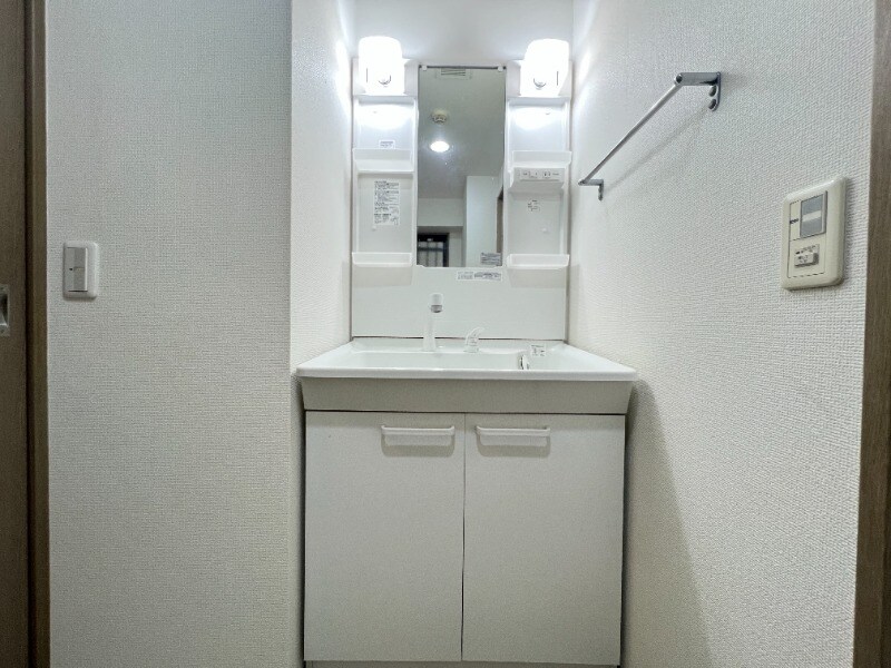 物件内観写真9　(805号室　写真)