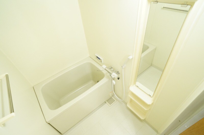 物件内観写真8　(別号室)