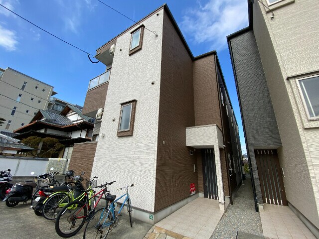 物件外観写真1　(外観)