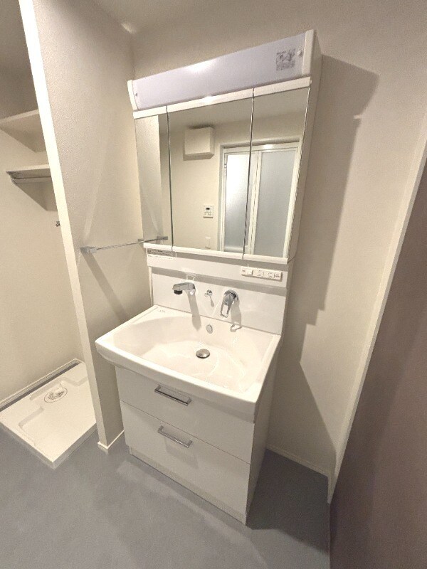 物件内観写真9　(別号室)