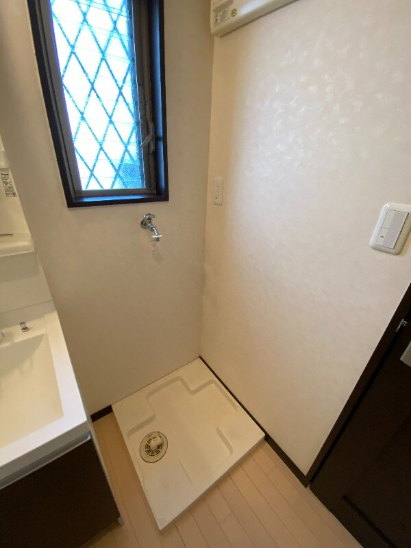 物件内観写真11　(同型イメージ)