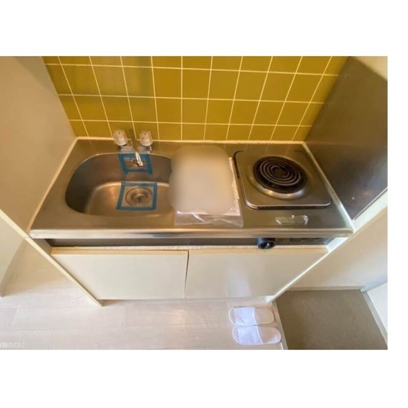 物件内観写真2　(別号室)