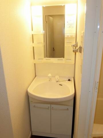 物件内観写真9　(別号室)