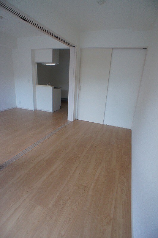 物件内観写真6　(別号室)