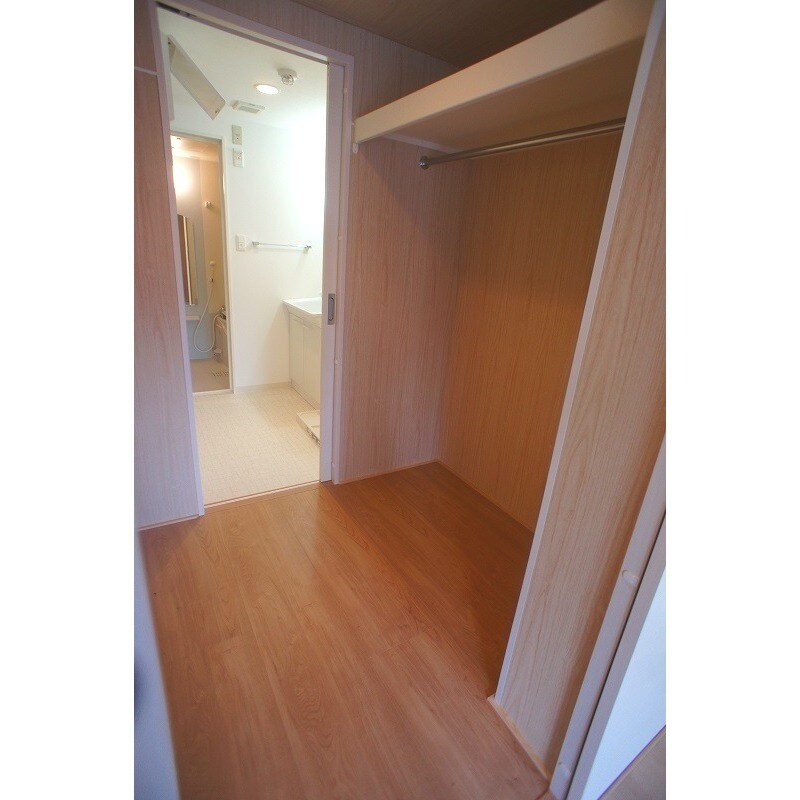 物件内観写真10　(別号室)