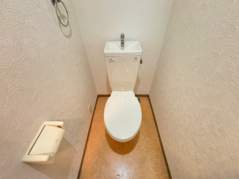 物件内観写真10　(別号室)