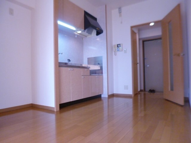 物件内観写真4　(別号室)