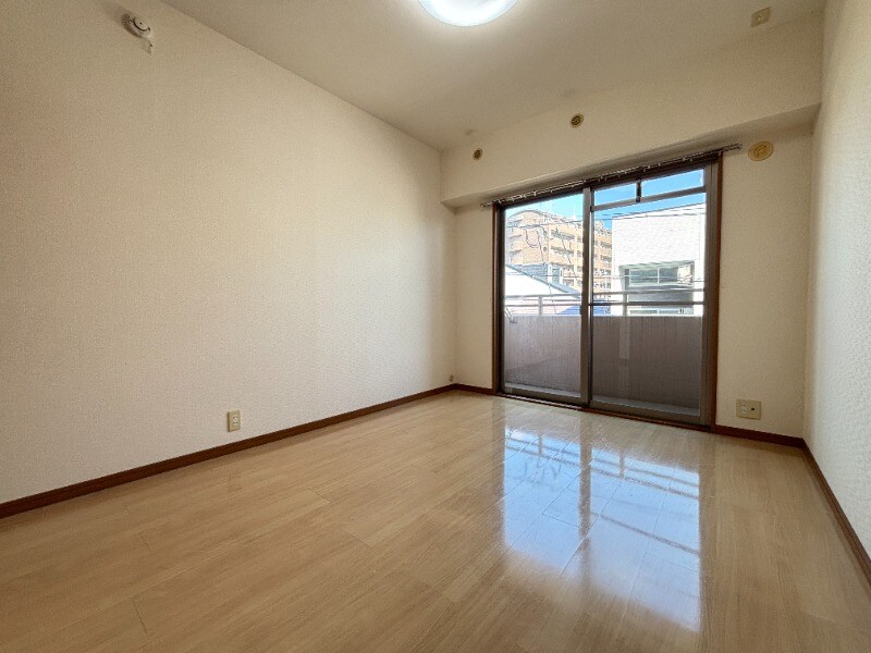 物件内観写真16　(301号室　写真)