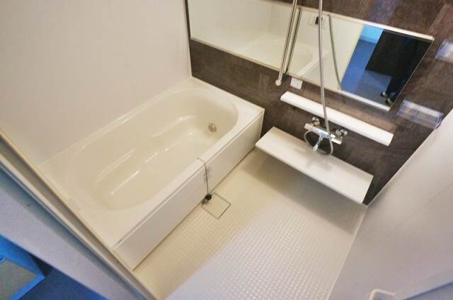 物件内観写真6　(同型タイプ)