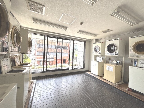 その他共有部分(コインランドリー)