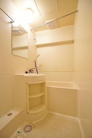 物件内観写真13　(別号室)