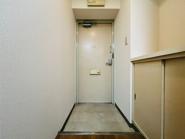 玄関(別号室イメージ)
