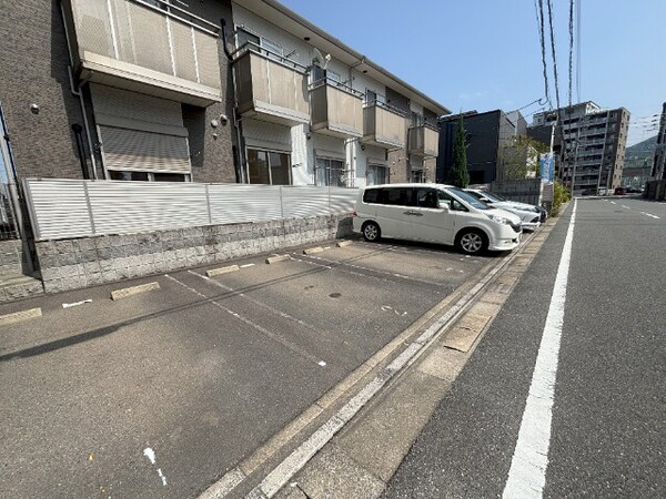 駐車場(駐車場)