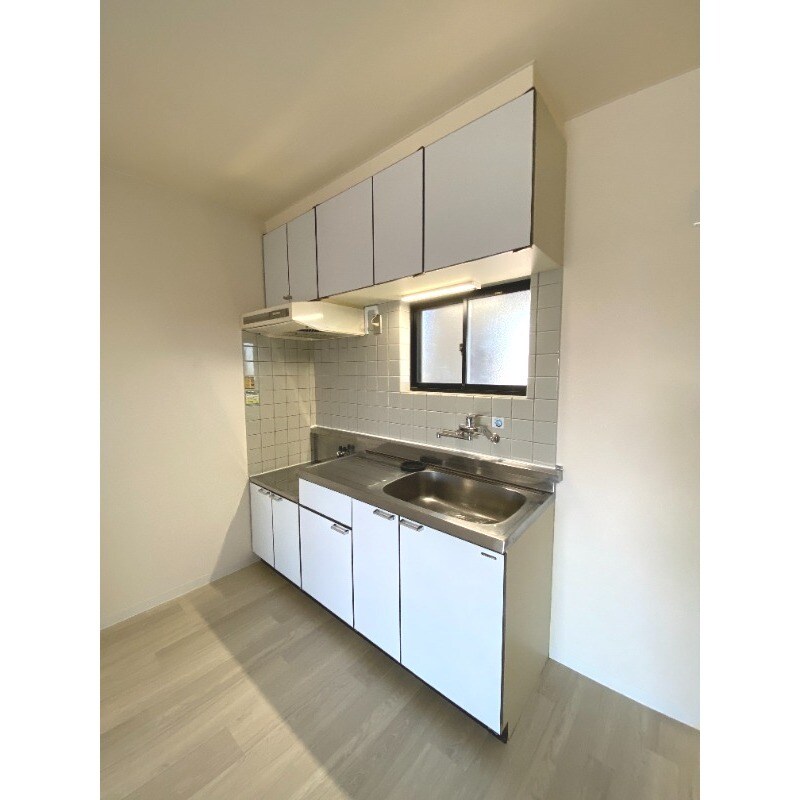 物件内観写真4　(同型イメージ)