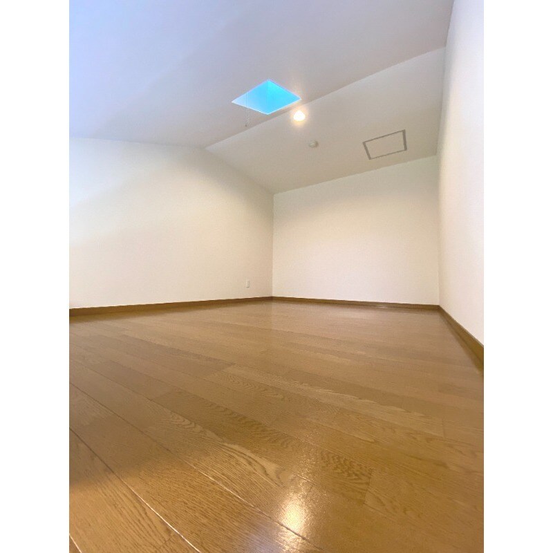 物件内観写真5　(同型イメージ)