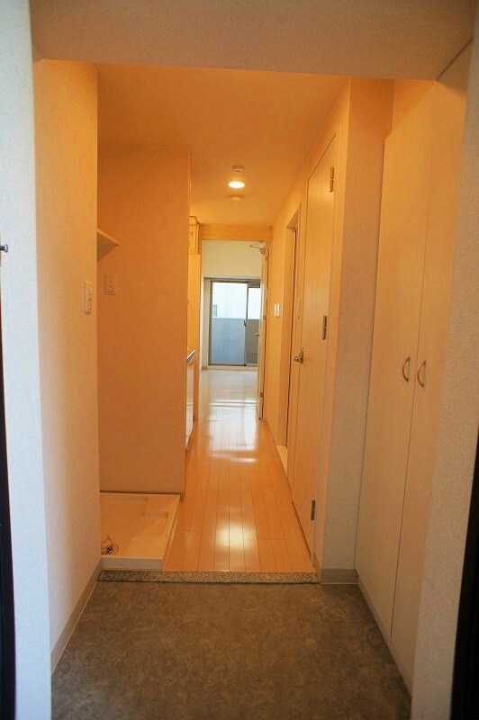 物件内観写真2　(別号室)