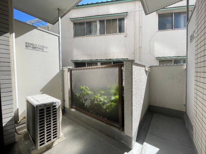 物件内観写真11　(別号室)