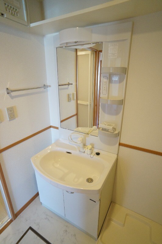 物件内観写真5　(別号室)