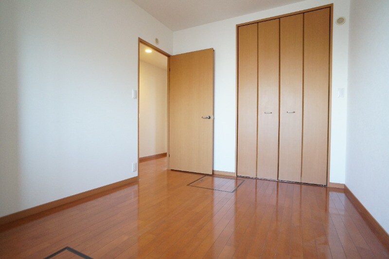 物件内観写真8　(別号室)