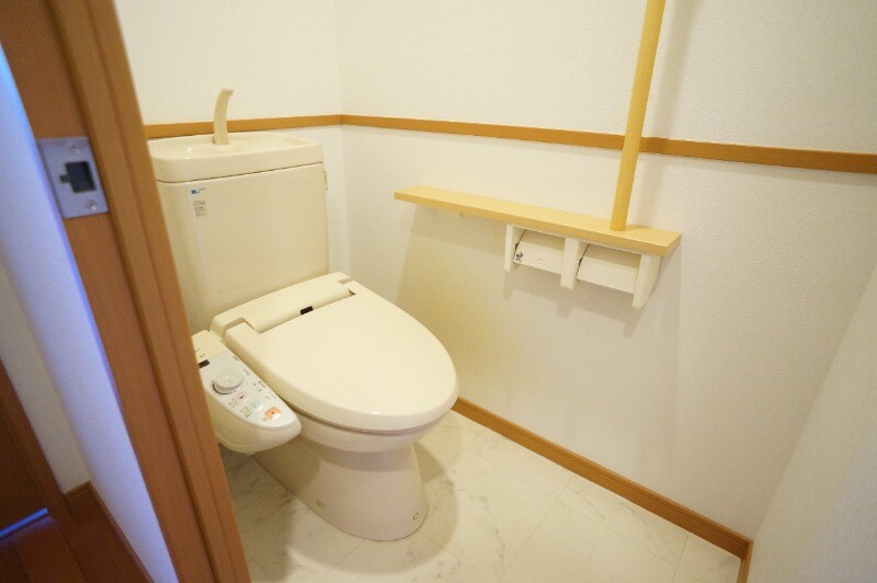 物件内観写真11　(別号室)