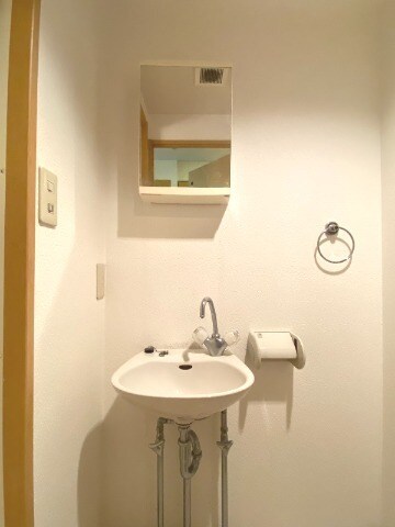 物件内観写真15　(別号室)