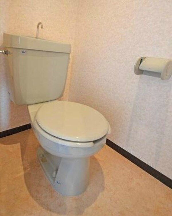 トイレ(別号室イメージ)