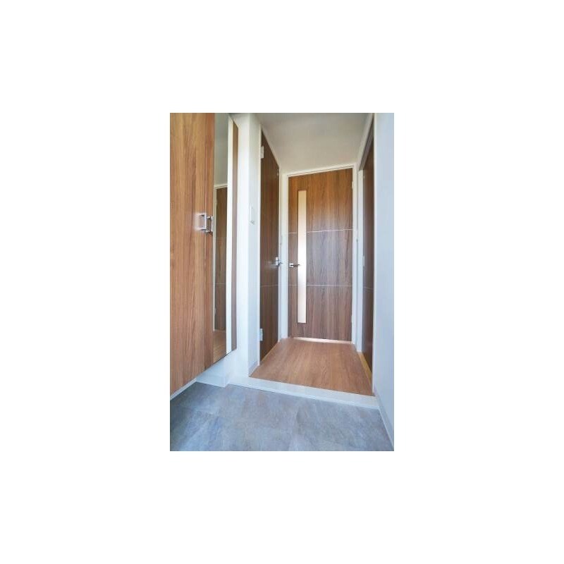 物件内観写真8　(※別号室写真)