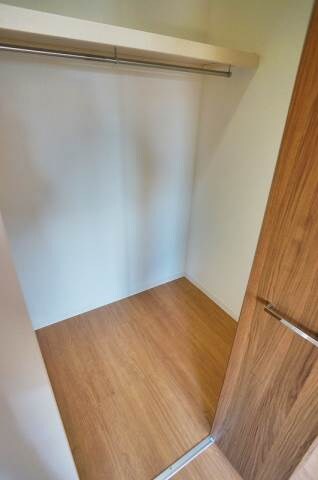 物件内観写真12　(※別号室写真)