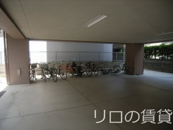 駐車場(駐車場)