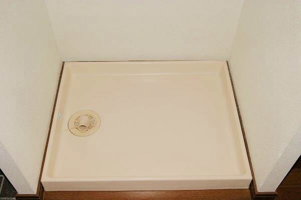 物件内観写真13　(室内洗濯置き場)